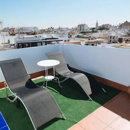 Monkeys Darsena Penthouse